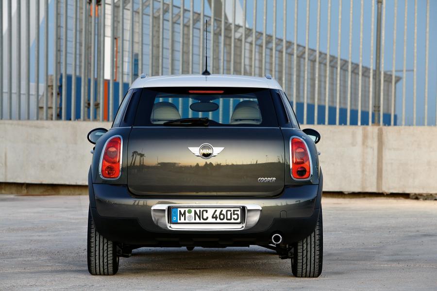  Mini Cooper Countryman 2010 года  (фото 30 из 33)